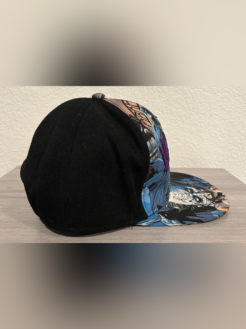 DC Comics Joker "HAHAHA" Arkham Snapback Hat - Picture 4 of 7